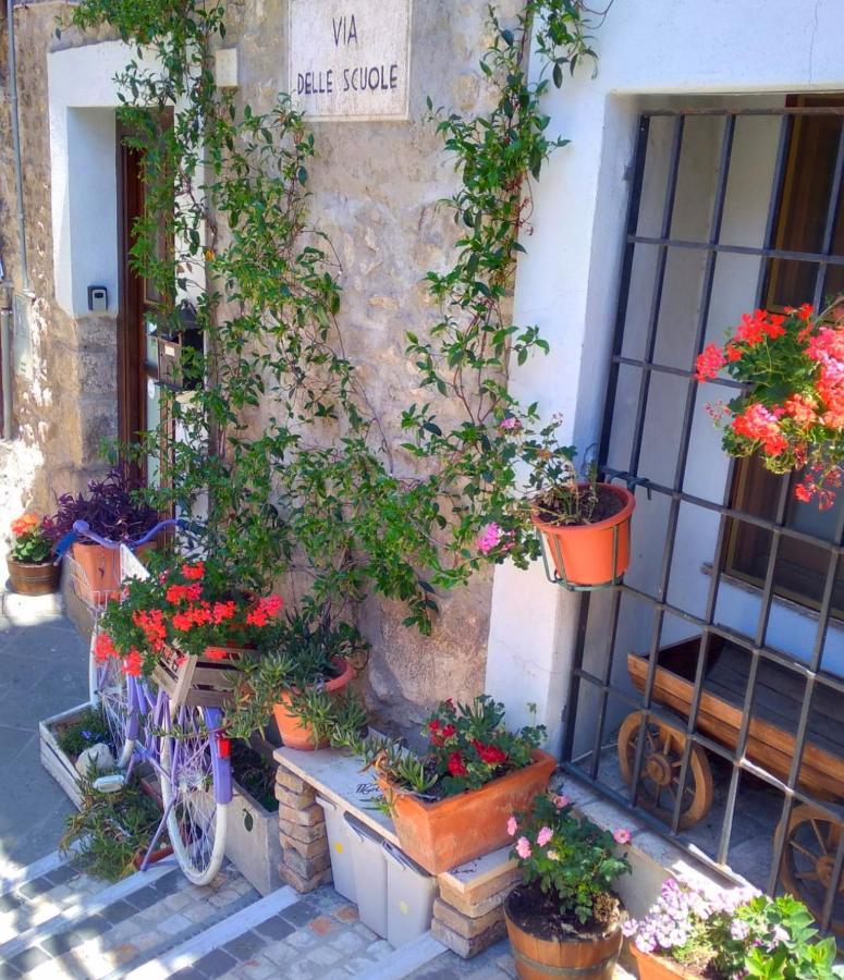 Casetta Nel Borgo Olevano Romano Exterior photo
