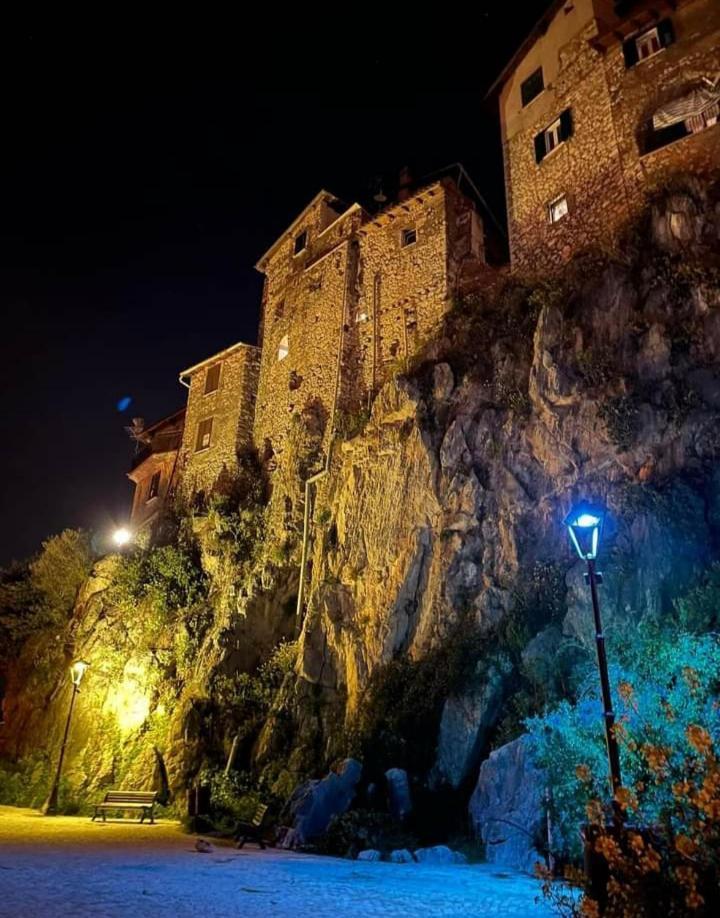 Casetta Nel Borgo Olevano Romano Exterior photo